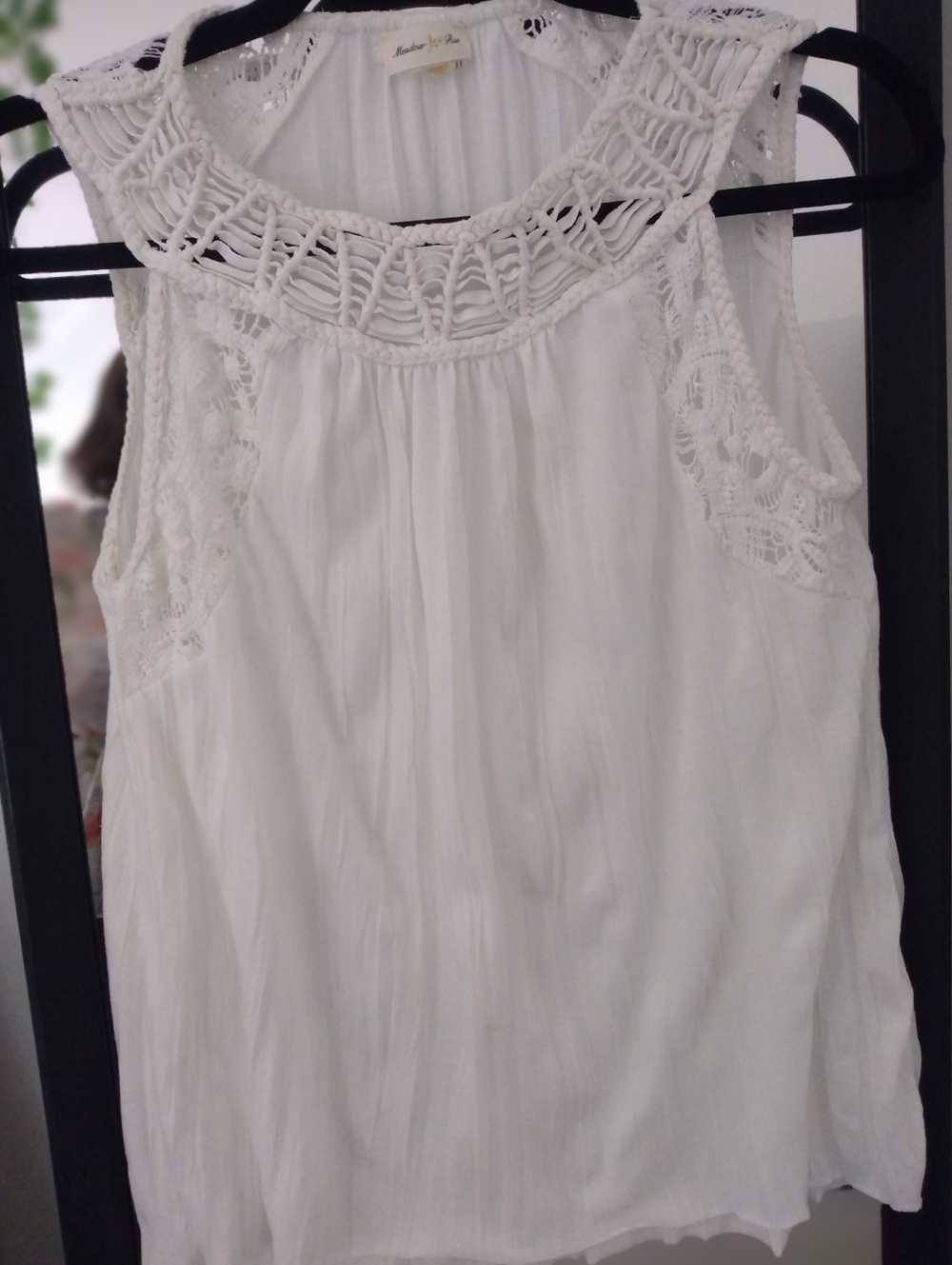 Anthropologie White Crochet Yoke Sleeveless Tank